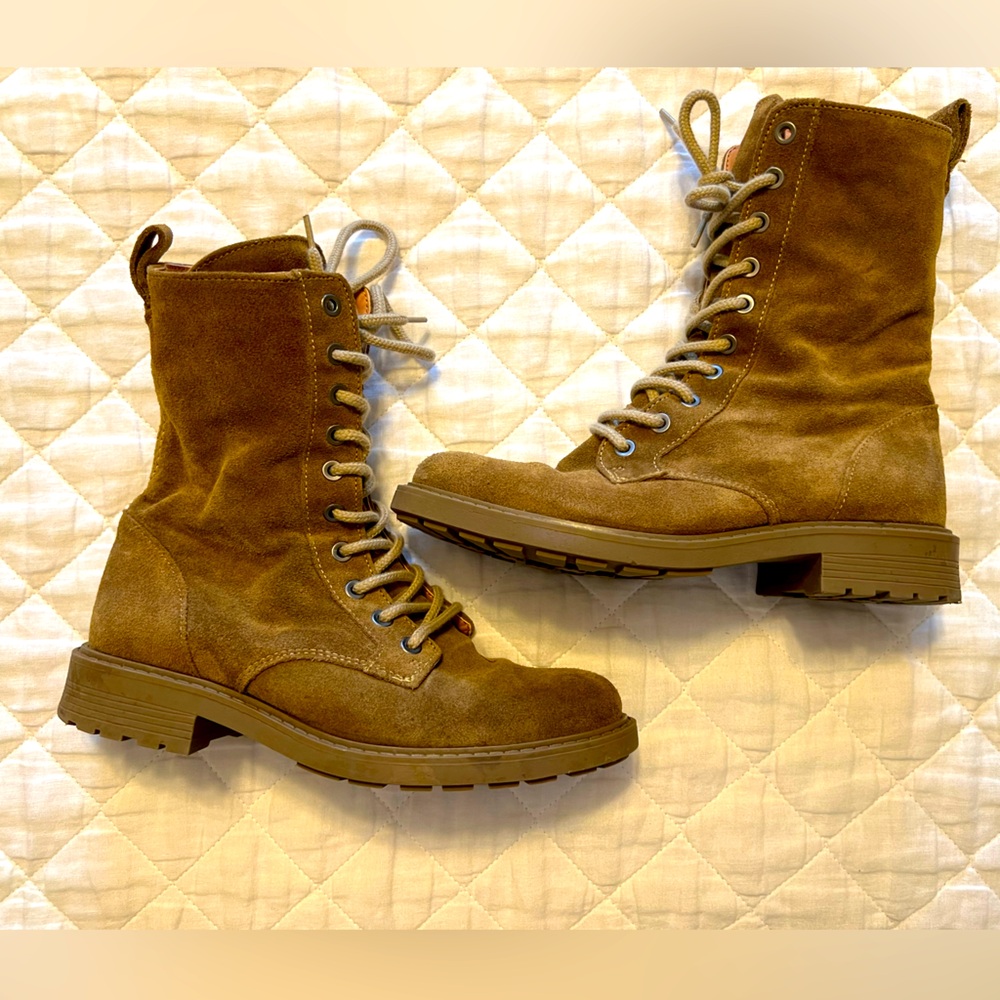 Clark’s moto boot women’s size 8